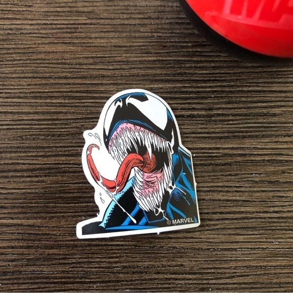 Marvel Bad Guys Mystery Capsule: venom collector sticker - Picture 2 of 2